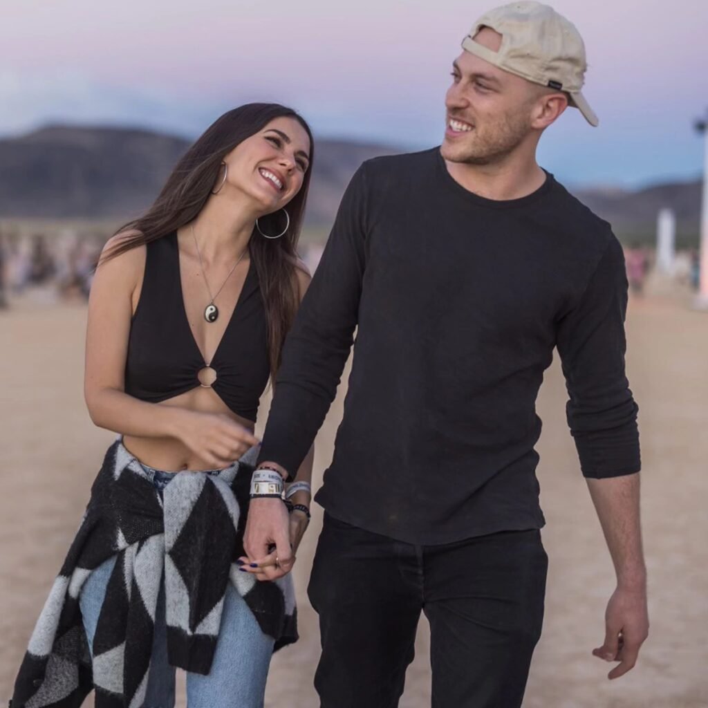 Victoria Justice Love-Life
